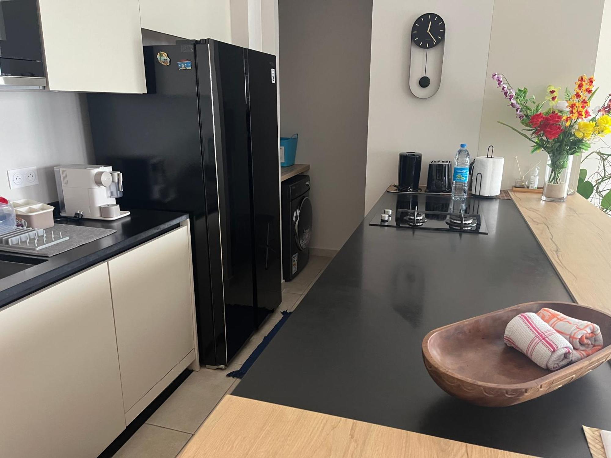 Standing Residence Tevai Папеете Екстериор снимка